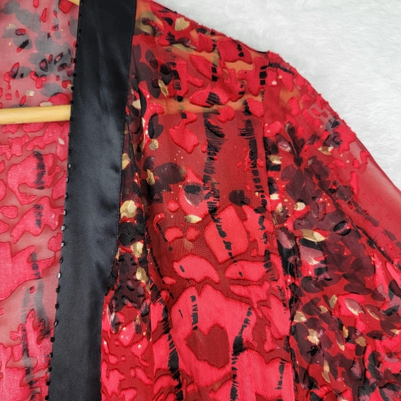 Simply Silk Cardigan Kimono 3/4 Sleeve Crop Open Front Red Black Floral Art - Picture 3 of 10